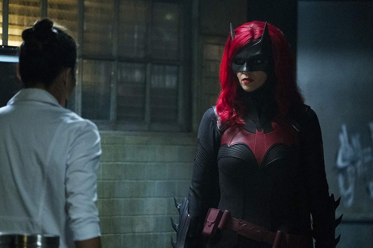 Batwoman se queda sin protagonista, ¿cuáles son los posibles motivos de la salida de Ruby Rose?