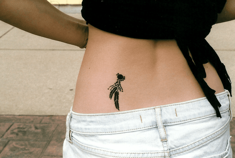 Los tatuajes de plumas indígenas y su significado
