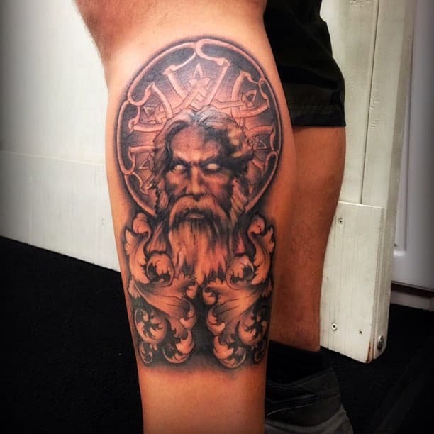 Mitología griega en la piel: tatuajes de Zeus