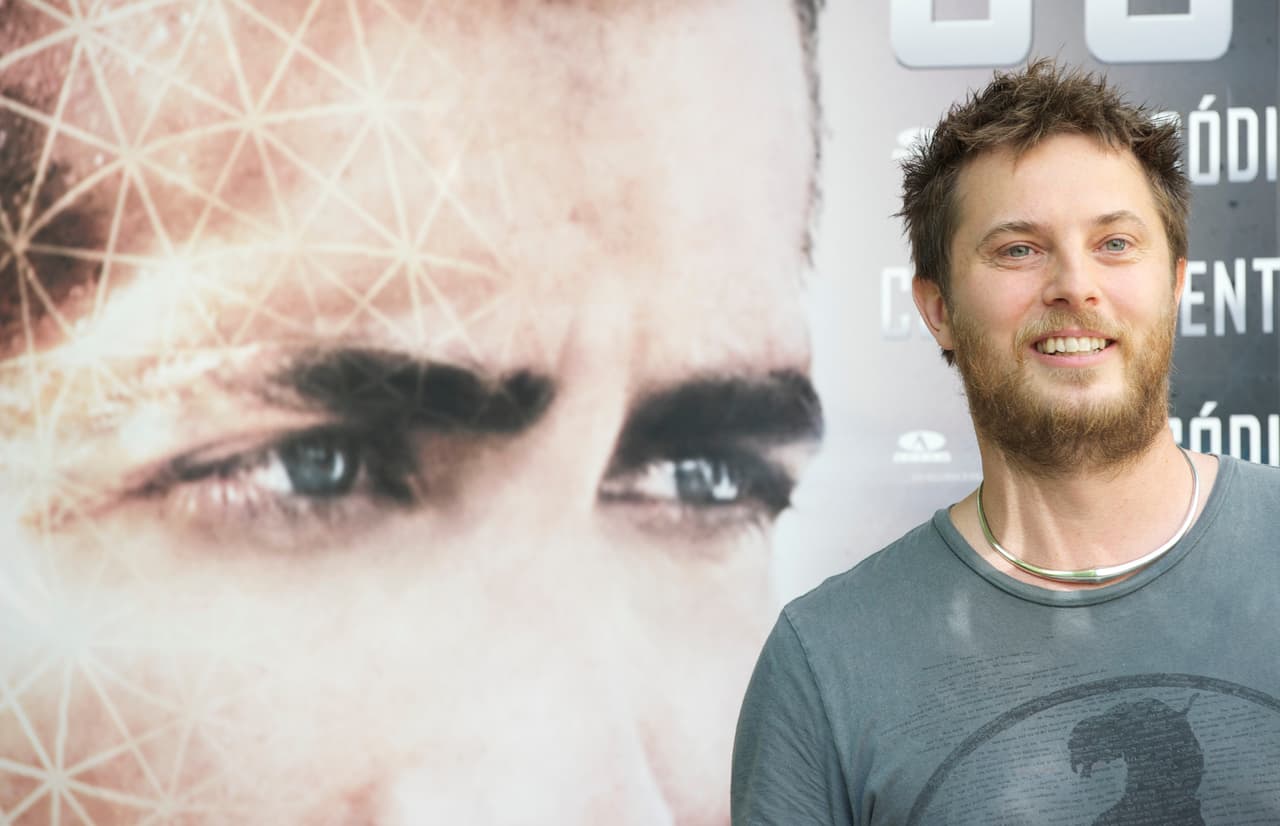Duncan Jones se retira de la biopic de Ian Fleming