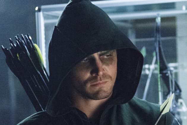 Stephen Amell quiere a Arrow en Batman vs.Superman