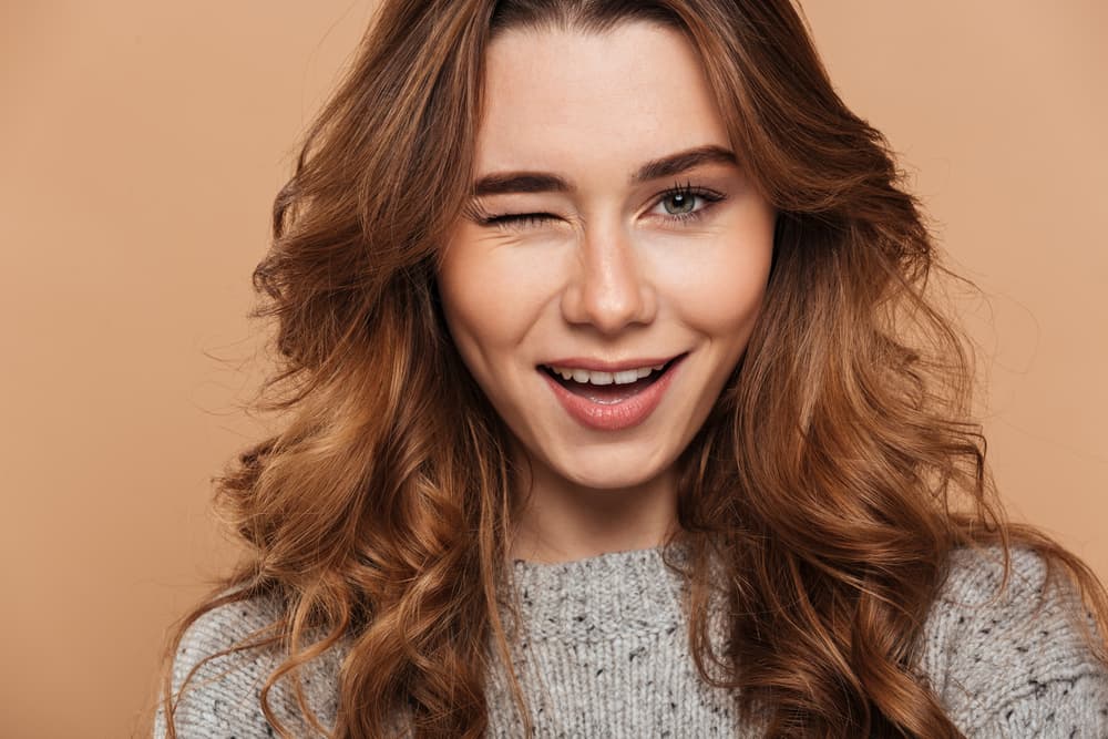 Tus cejas pueden ser más gruesas de forma natural: sólo necesitas 3 ingredientes