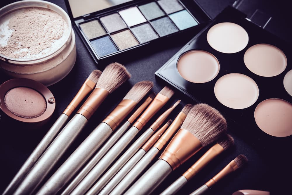 El delineado perfecto y otros 11 trucos de maquillaje que toda chica necesita saber