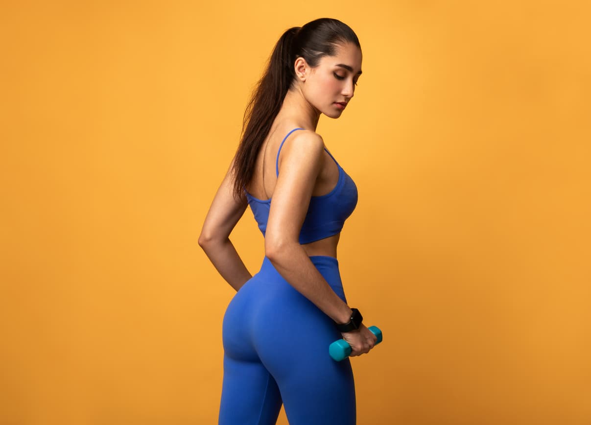 Ejercicios sencillos para darle forma y volumen a tus glúteos (olvídate de las sentadillas)