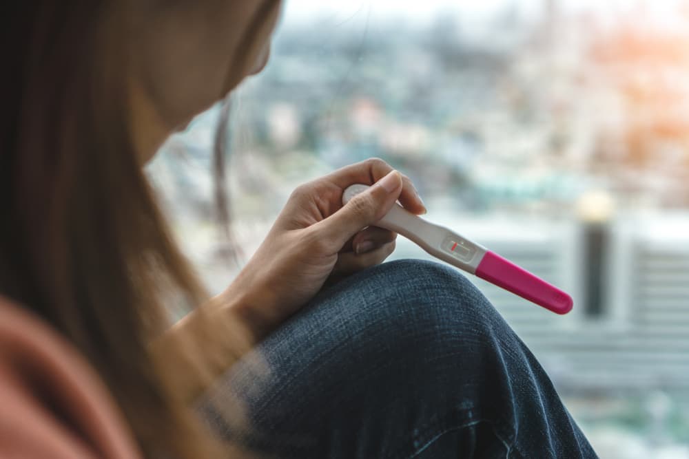 Existe un tipo de embarazo que no presenta síntomas y es difícil de detectar