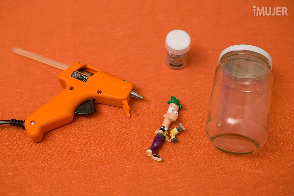 ¡Olvida los globos de nieve! La tendencia de esta Navidad son los frascos de nieve, aprende a hacerlos