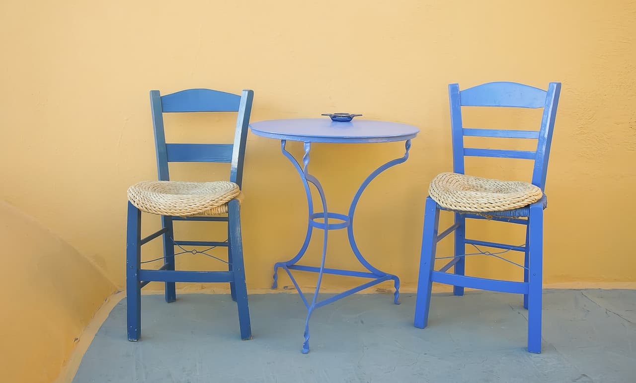 5 ideas para usar colores intensos en la decoración (y hacerlo bien)