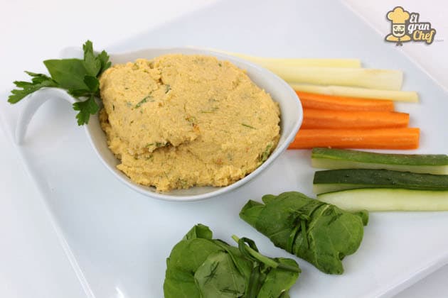 Hummus con cruditos de verdura