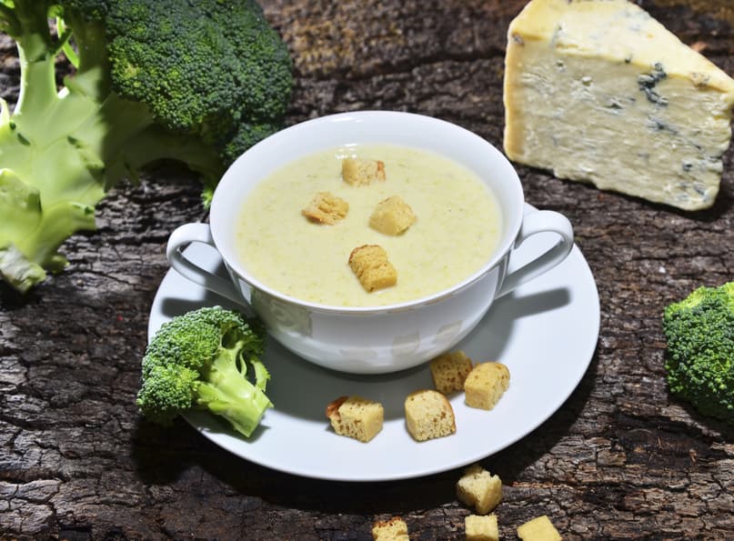 Receta fácil de salsa holandesa en la batidora