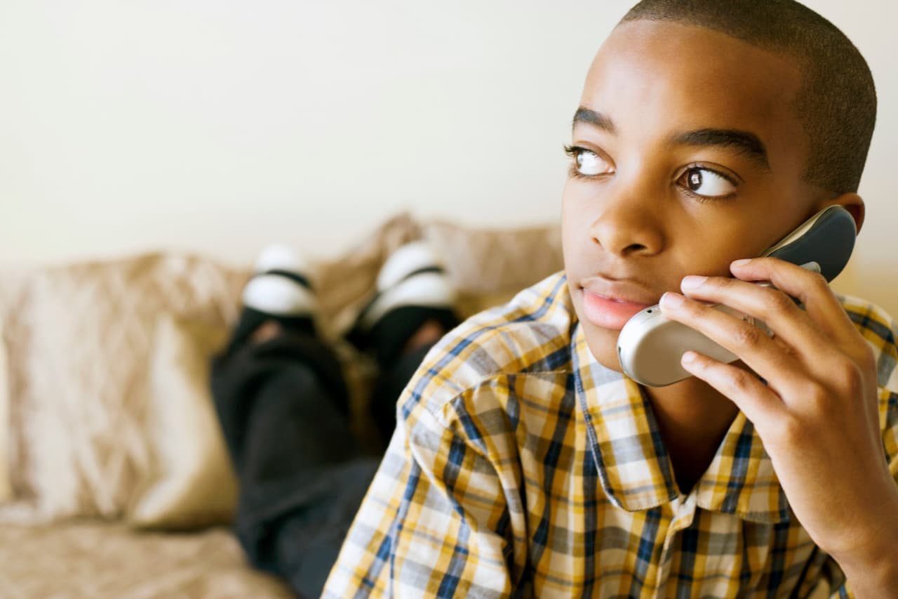 ¿Es legal dejar a los niños solos en casa? Esto es lo que dice la ley de Texas