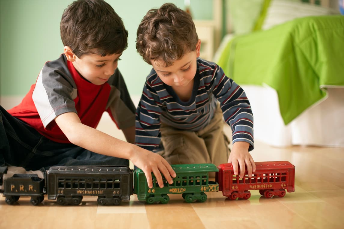 ¿Tu hijo no quiere compartir sus juguetes? Con 5 sencillos tips puedes enseñarlo