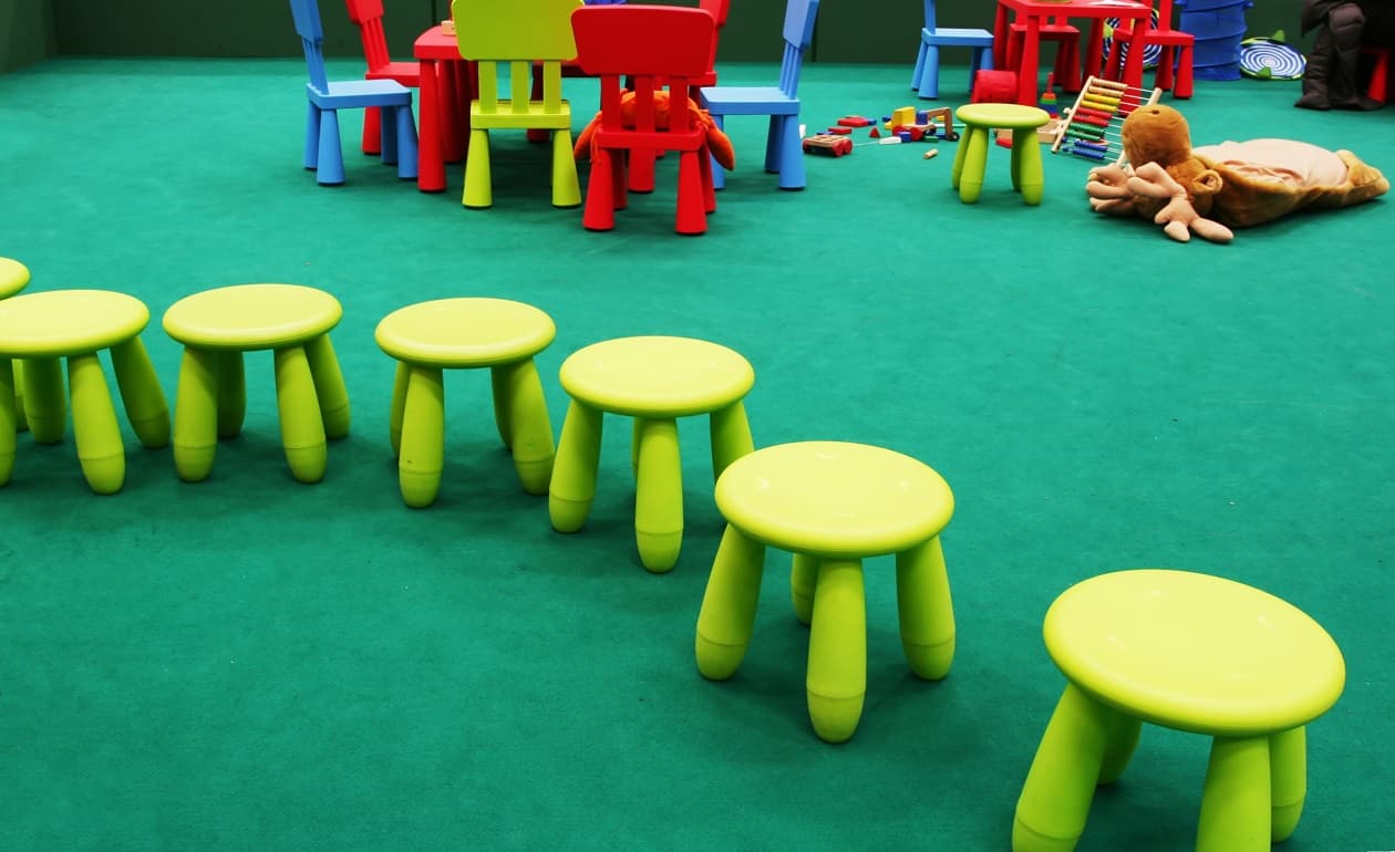 Ventajas y desventajas de retrasar el ingreso de los niños al jardín maternal