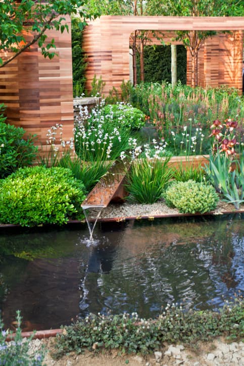 Aprende cómo mimetizar tu casa con el entorno para que luzca más natural