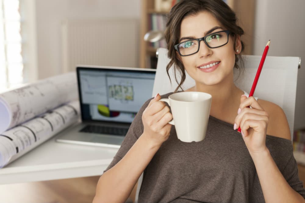 ¿Eres la nueva? Tips para caer bien en tu nuevo trabajo