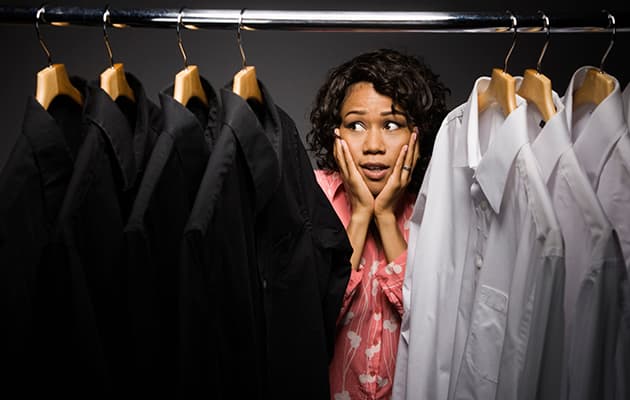 9 reglas de vestir para la posada del trabajo