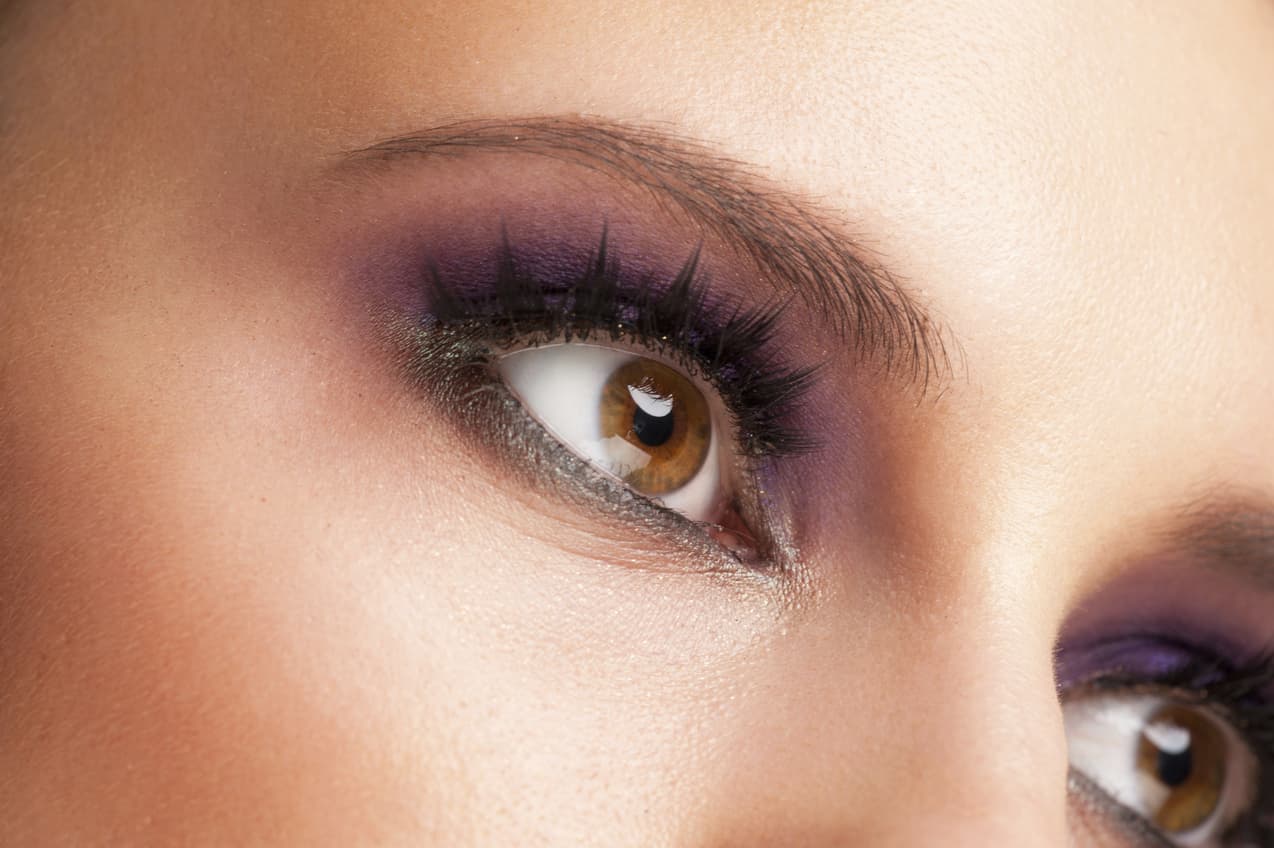 Cómo resaltar los ojos marrones