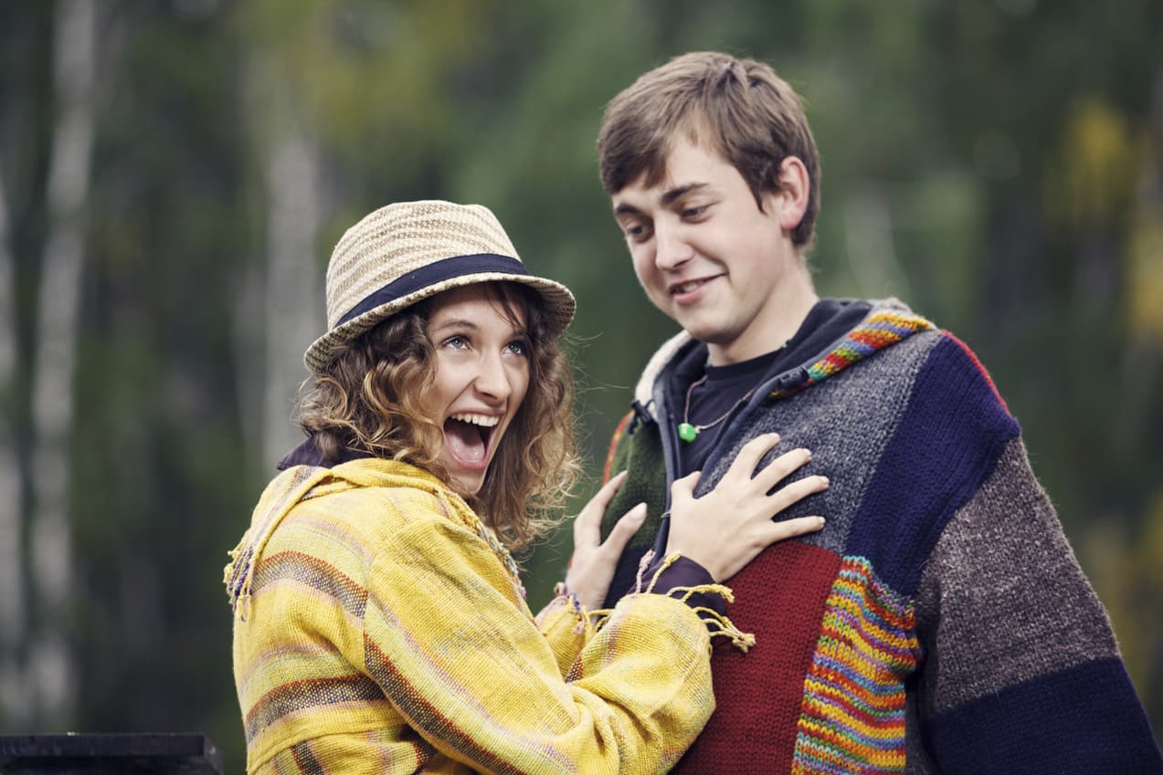 Estas son las diferencias entre coquetear y seducir: ¿las sabías?