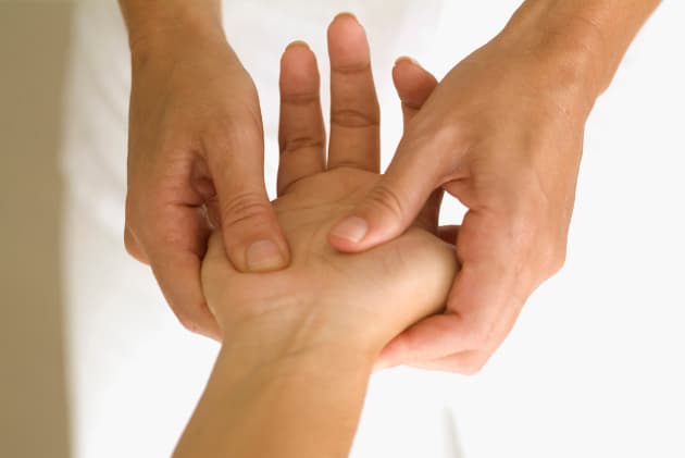 7 puntos mágicos del cuerpo para aliviar dolores y combatir el estrés