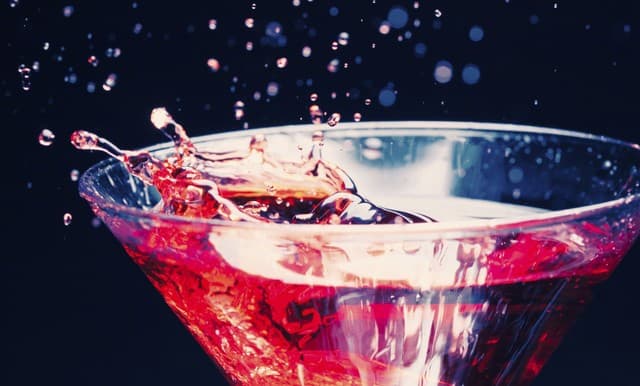 7 malos hábitos que te pueden estar ocasionando DOLOR DE CABEZA