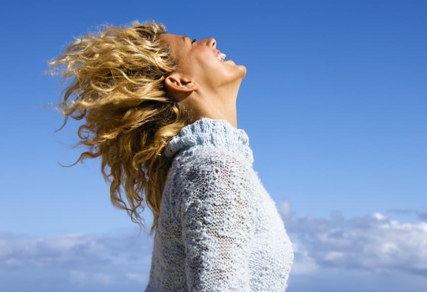 El orgasmo cerebral te hará sentir un placer extremo y no tiene nada que ver con el sexo