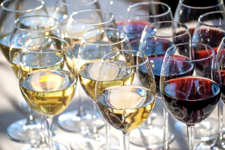 Si te gusta el vino te encantará conocer estas curiosidades sobre las copas