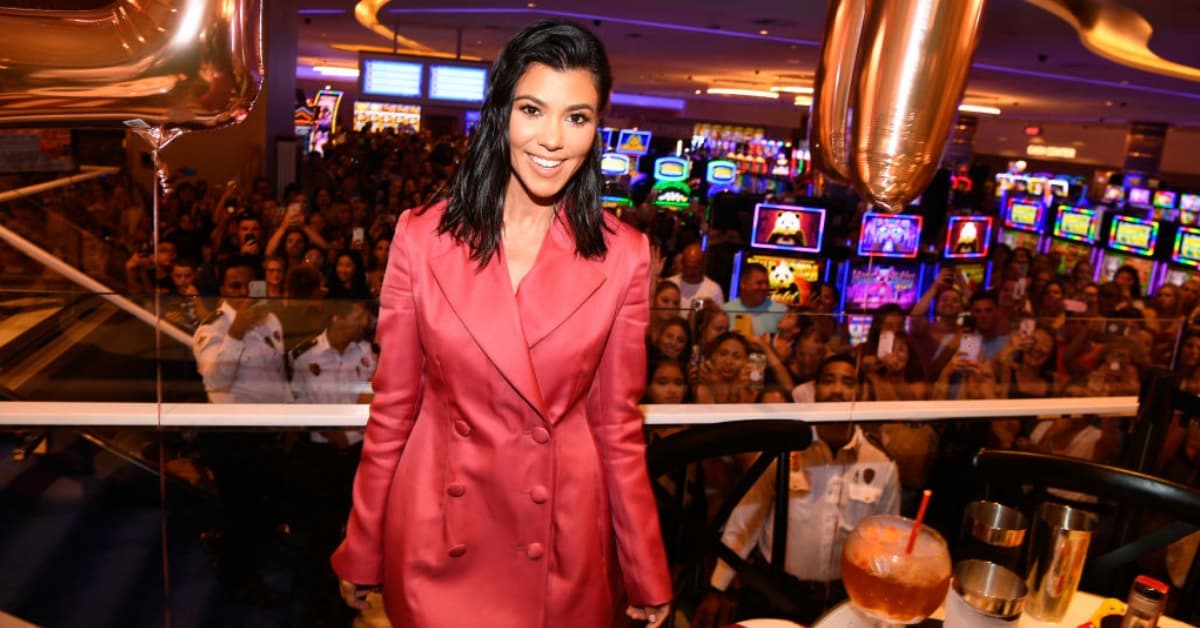 Kourtney Kardashian desafía al Congreso Estadounidense por una buena causa