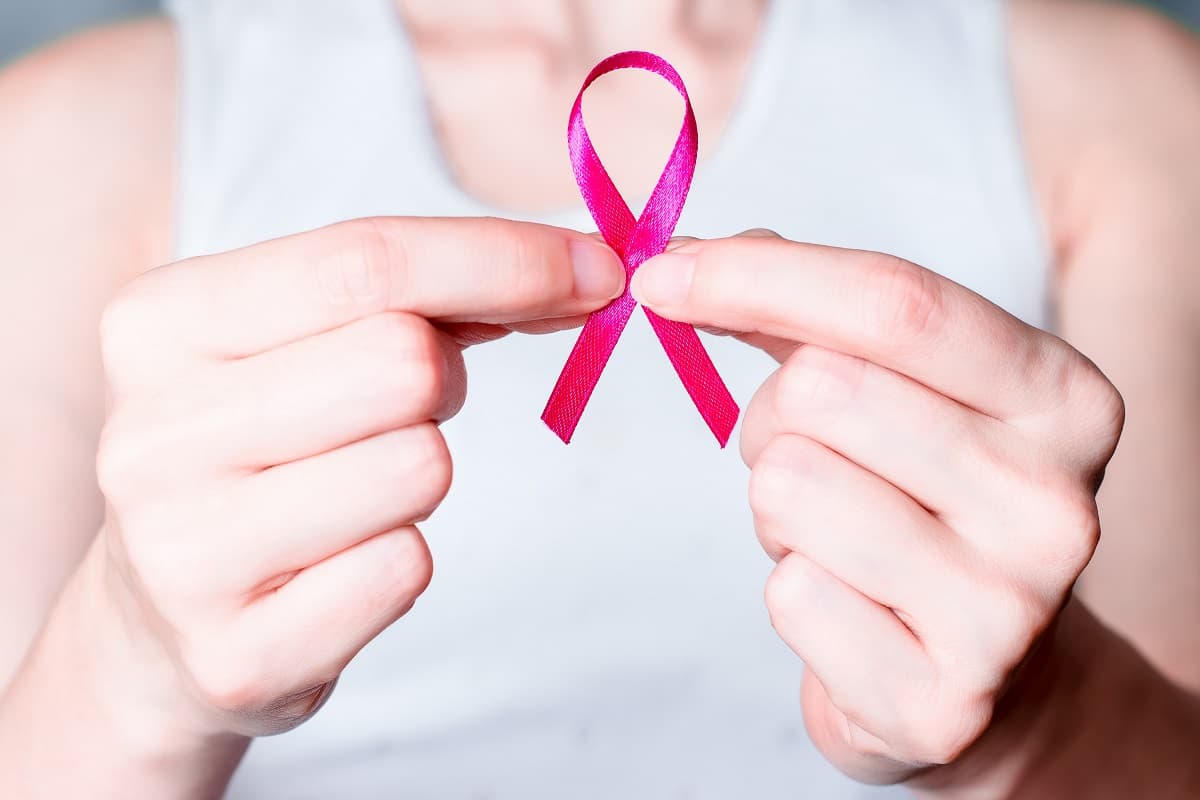 Unidas somos más fuertes: por qué es mejor combatir al cáncer de mama en grupo