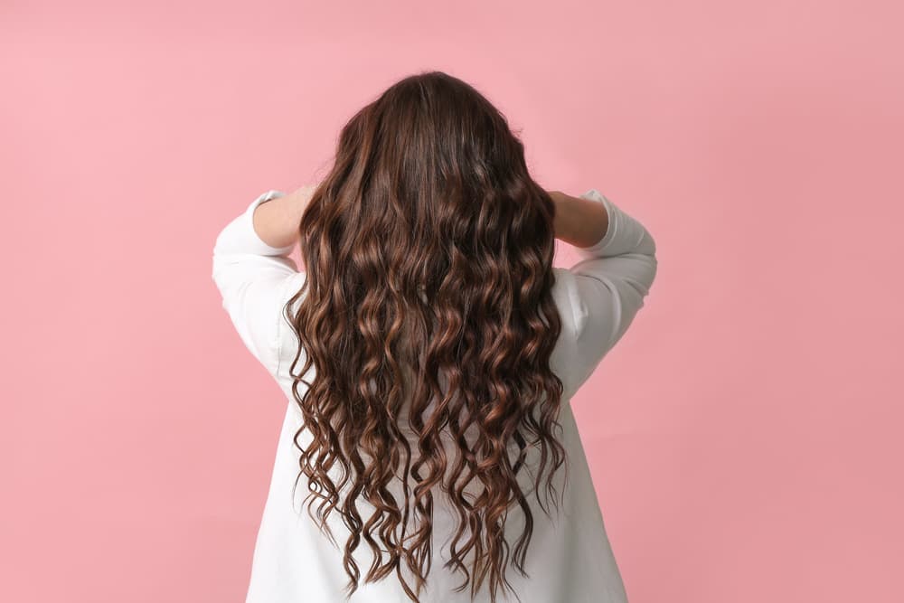Recupera el tono de tu cabello con 7 trucos que puedes hacer en casa