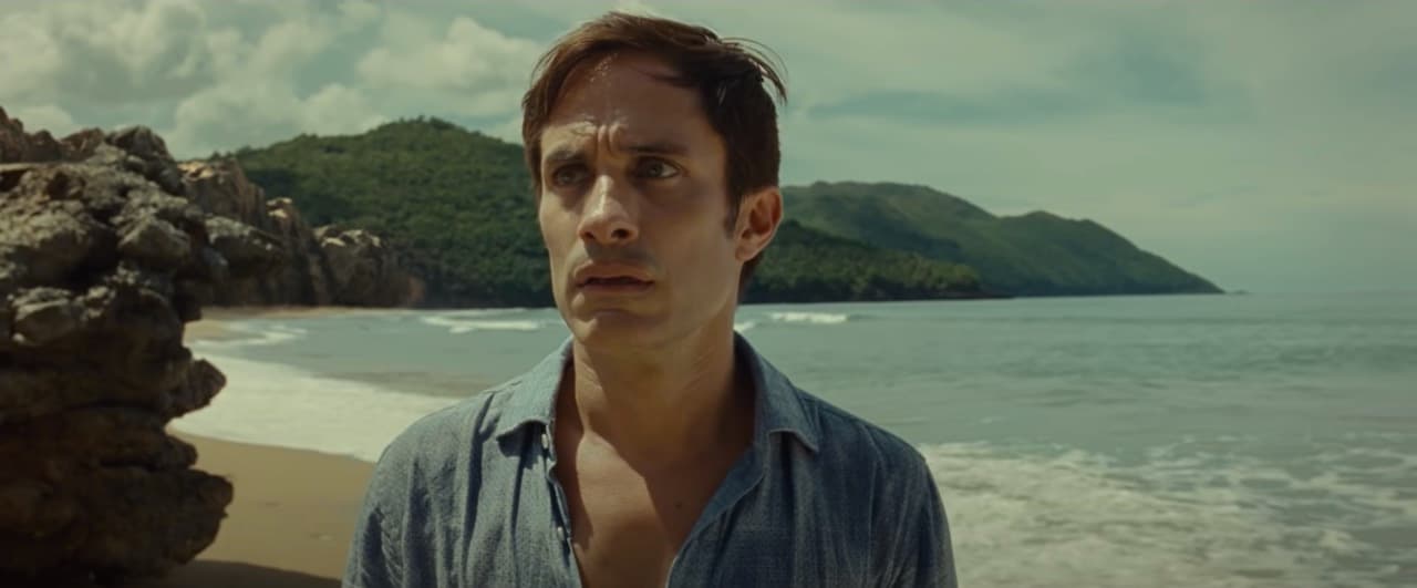 'Viejos' está inspirada en una novela gráfica: 5 diferencias clave para entender la historia