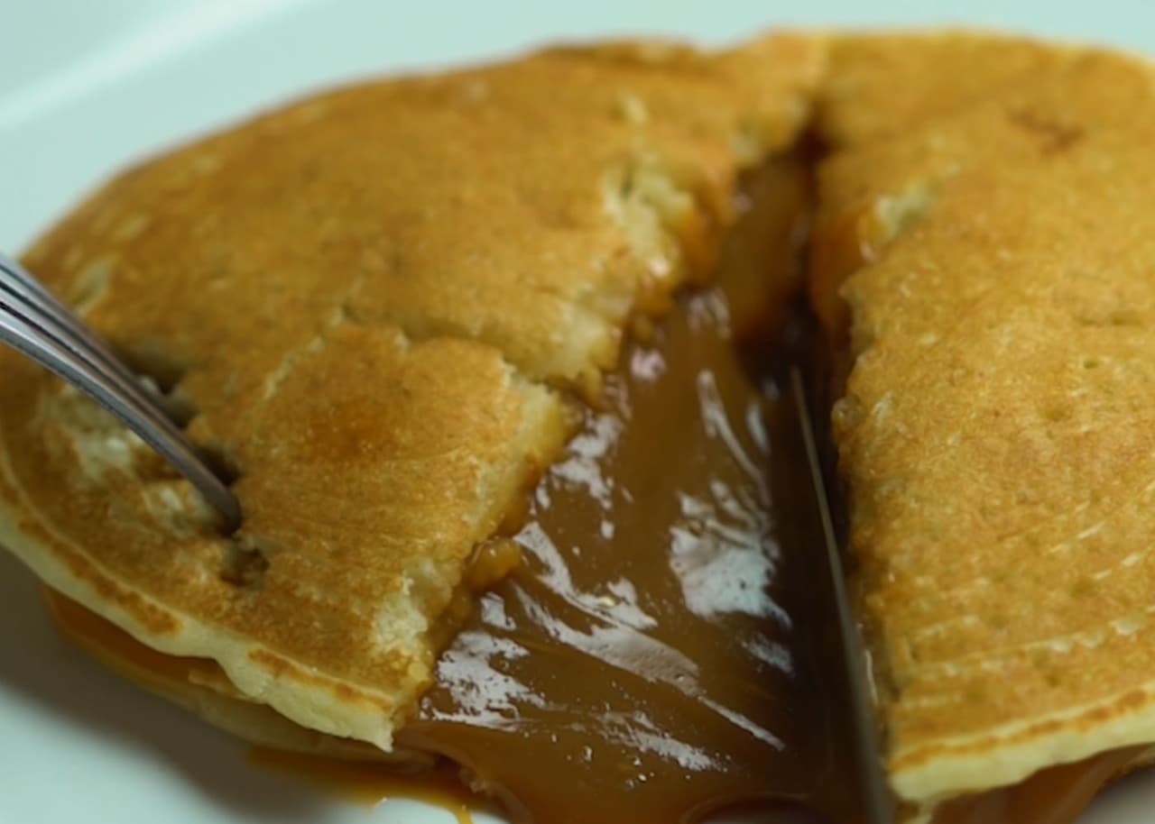 5 recetas de hot cakes (panqueques) muy originales: masa rellena, receta sin harina y más
