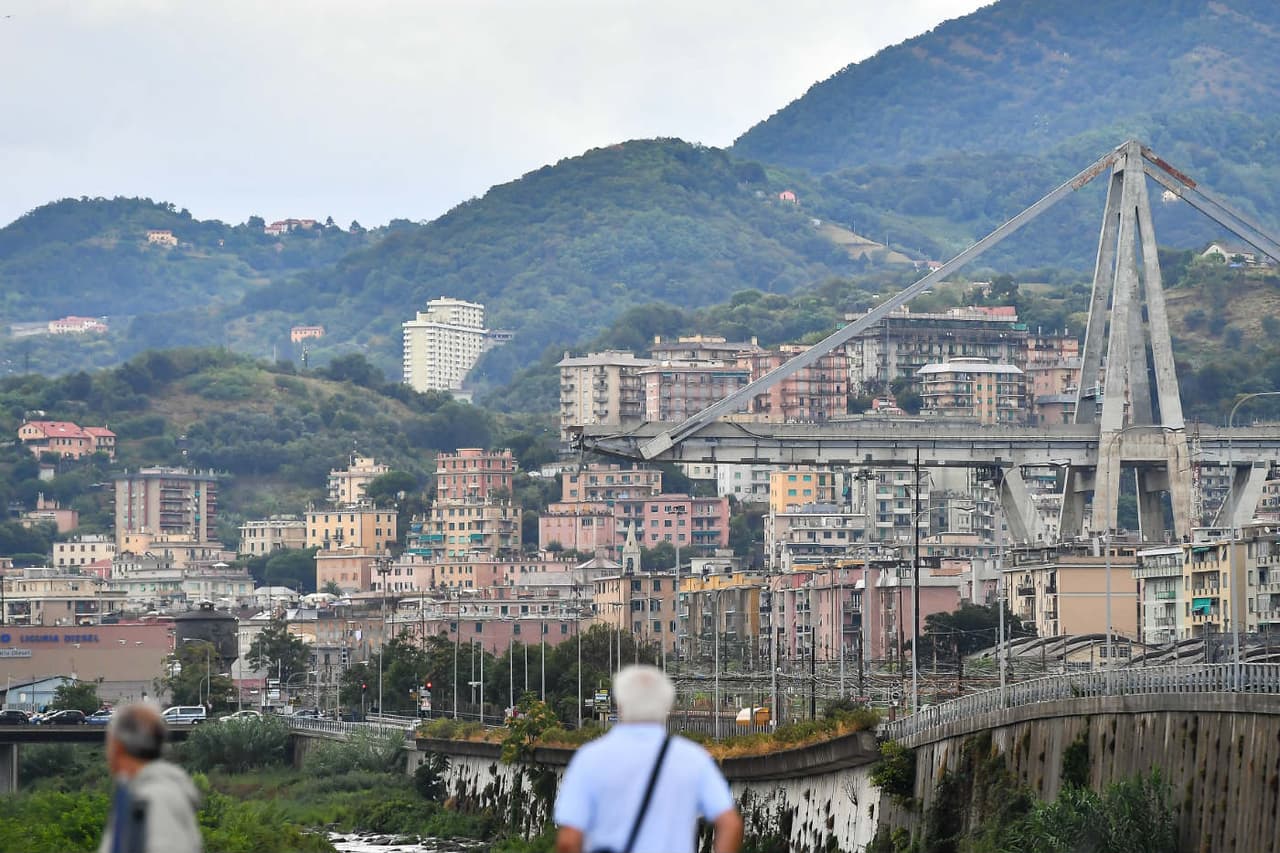 Las imágenes del puente que se derrumbó en Italia son IMPRESIONANTES: míralas