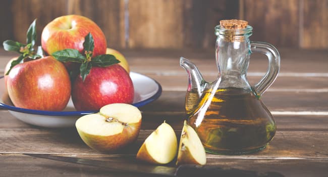 Beneficios de consumir vinagre de manzana en ayunas: recomendaciones y cuidados